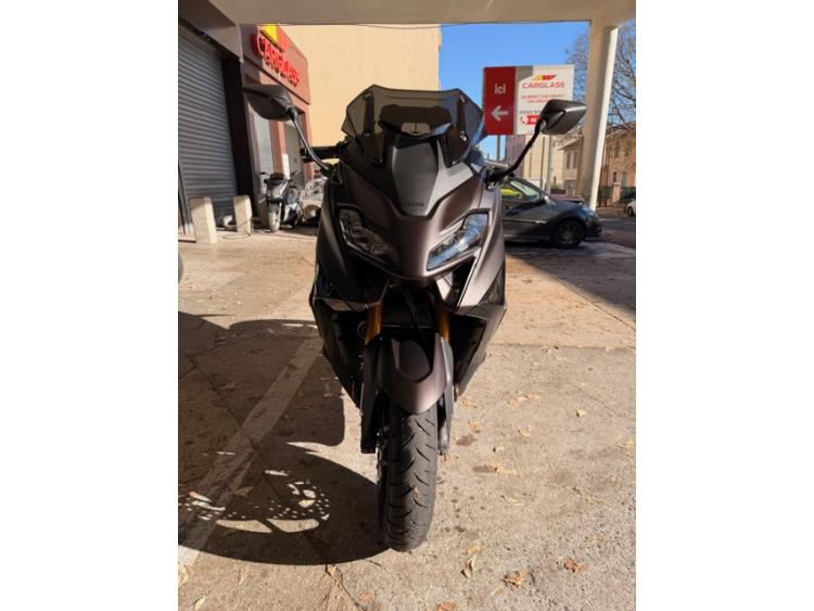 YAMAHA T-MAX 560 TECH MAX